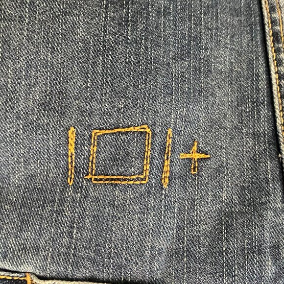 Lee Sherpa-Lined Denim Jacket with Hood (Men’s Medium, Regular Fit) - Picture 5 of 5